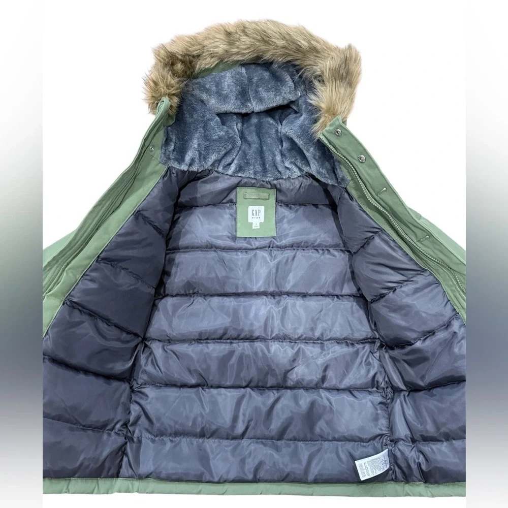 NWT Gap Kids Coldcontrol Ultra Max Down Parka Size M (8)